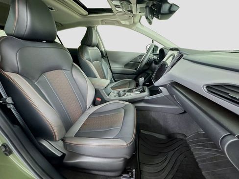 Used 2025 Subaru Crosstrek 2.5i Limited w/ Popular Package #3A image 29