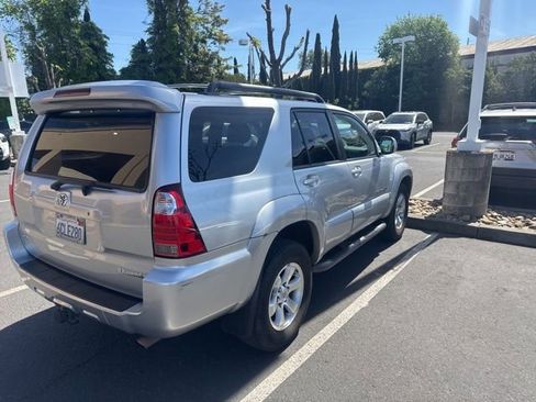 Used 2008 Toyota 4Runner Sport image 32