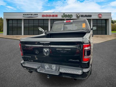 Used 2024 RAM 1500 Laramie AWD/4WD image 4