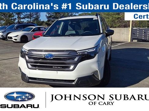 Used 2026 Subaru Forester Premium image 4