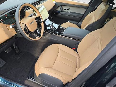 New 2026 Land Rover Range Rover Sport Dynamic SE image 16