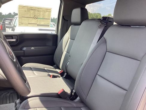 New 2025 GMC Sierra 2500 Pro w/ Convenience Package image 12