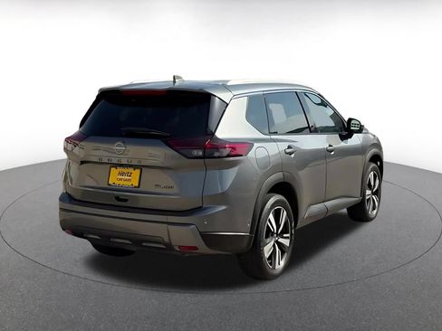 Used 2026 Nissan Rogue SL AWD/4WD image 12