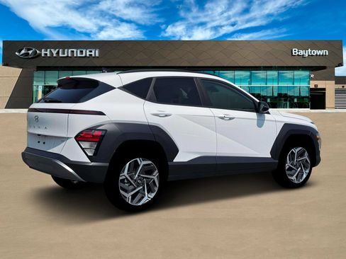 New 2026 Hyundai Kona SEL Premium FWD image 8