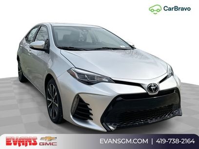 Used 2017 Toyota Corolla SE w/ SE Premium Package