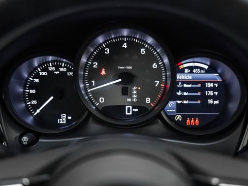 New 2026 Porsche Macan S image 18