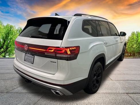 New 2026 Volkswagen Atlas Peak Edition AWD/4WD image 4