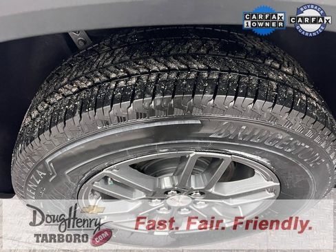 Used 2025 GMC Acadia Elevation image 16