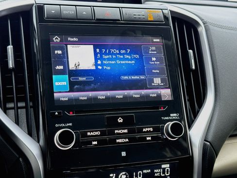 Used 2022 Subaru Ascent Limited AWD/4WD image 11
