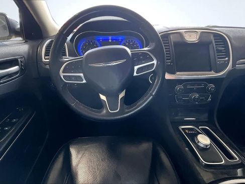 Used 2020 Chrysler 300 Limited image 15