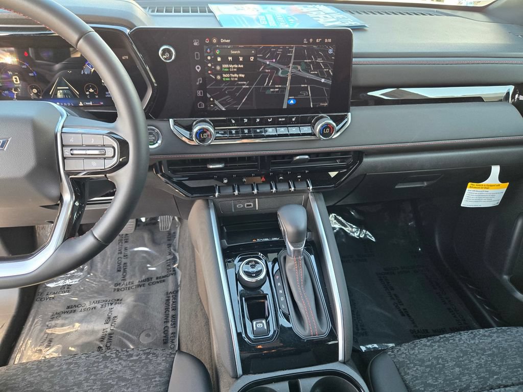 Used 2026 Chevrolet Colorado Z71 AWD/4WD image 17
