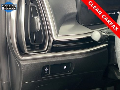 Certified 2024 Kia Sorento LX image 12