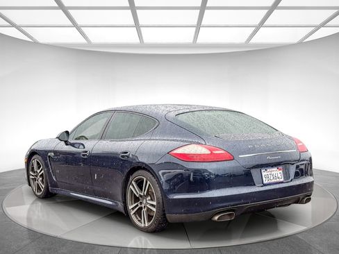 Used 2012 Porsche Panamera 4 image 2