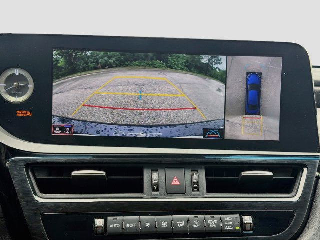 Used 2022 Lexus ES 350 Ultra Luxury w/ Accessory Package 2 FWD image 31