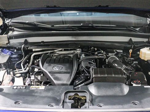 Certified 2024 Toyota Grand Highlander AWD Hybrid image 31