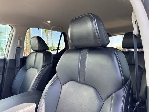 Used 2024 Honda Pilot EX-L image 14