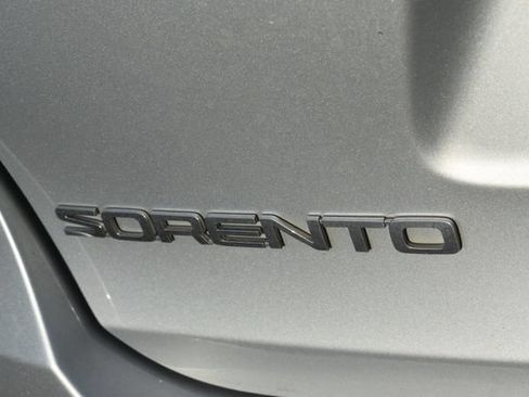 Used 2020 Kia Sorento EX AWD/4WD image 13