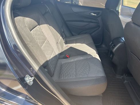 Used 2021 Chevrolet Equinox LT image 15