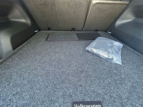 New 2026 Volkswagen Atlas Cross Sport SE image 44