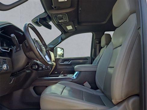 Used 2024 GMC Sierra 2500 SLT w/ Texas SLT Premium Package image 9