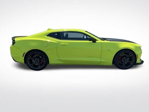 Used 2019 Chevrolet Camaro SS RWD image 8