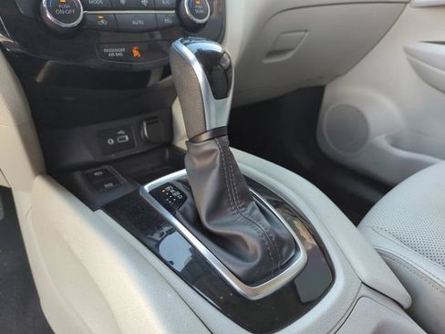 Certified 2021 Nissan Rogue Sport SL w/ Premium Package FWD image 35