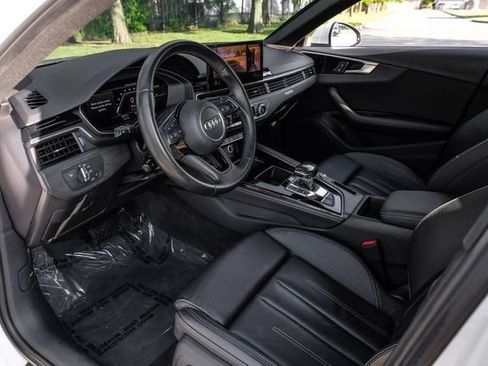 Used 2022 Audi A4 2.0T Premium Plus AWD/4WD image 5