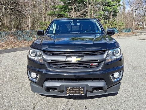 Used 2020 Chevrolet Colorado Z71 AWD/4WD image 2