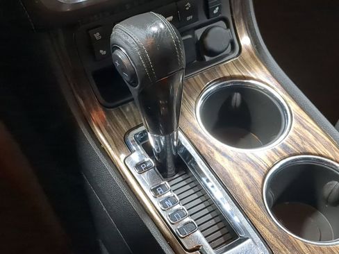 Used 2015 GMC Acadia Denali image 48