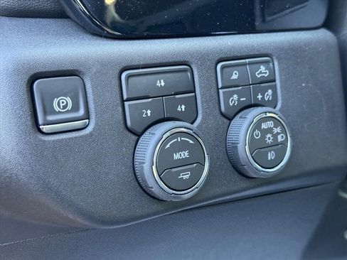New 2026 Chevrolet Silverado 2500 LT AWD/4WD image 13