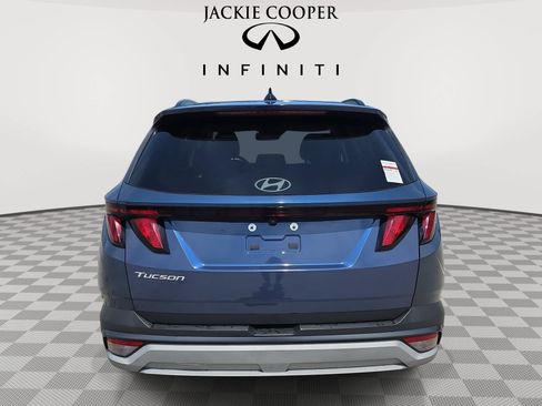 Used 2025 Hyundai Tucson SEL FWD image 6