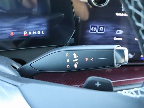 New 2026 Chevrolet Traverse Z71 w/ Enhanced Driving Package image 9