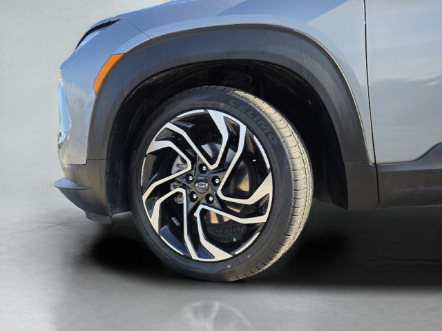 Used 2024 Chevrolet TrailBlazer RS w/ Driver Confidence Package FWD image 43