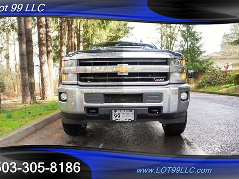 Used 2018 Chevrolet Silverado 3500 LTZ w/ Duramax Plus Package image 6