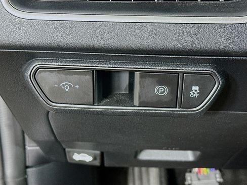 Used 2025 Kia K4 FWD image 17