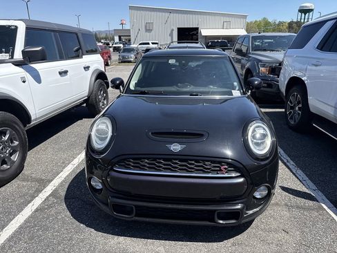 Used 2019 MINI Cooper S image 25