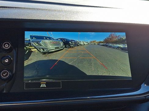 Used 2023 Buick Envision Preferred image 18