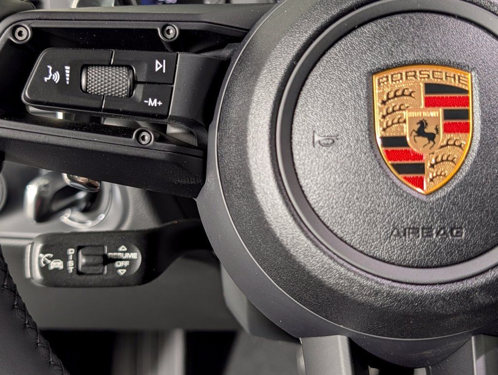 New 2026 Porsche Macan AWD/4WD image 37