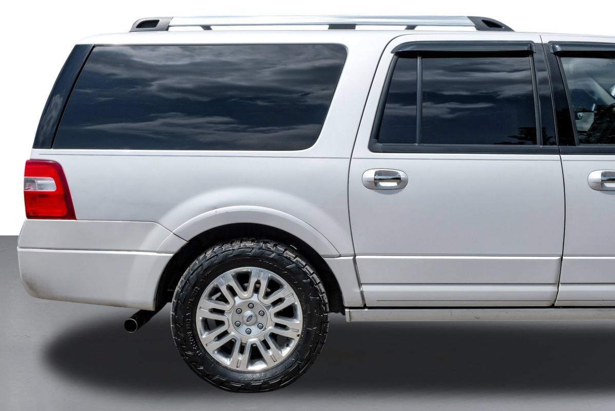 Used 2014 Ford Expedition EL Limited w/ Equipment Group 301A AWD/4WD image 6
