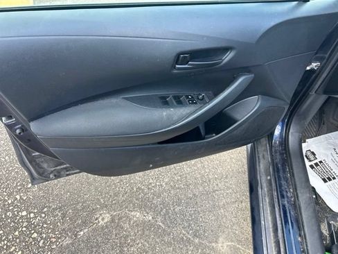 Used 2023 Toyota Corolla LE FWD image 19