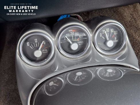 Used 2005 Chevrolet SSR w/ Preferred Equipment Group RWD image 19