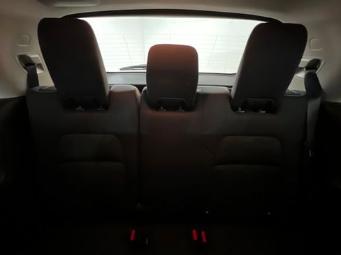 Used 2024 Nissan Pathfinder SV AWD/4WD image 22
