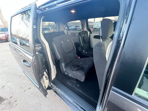 Used 2014 Dodge Grand Caravan SE FWD image 20
