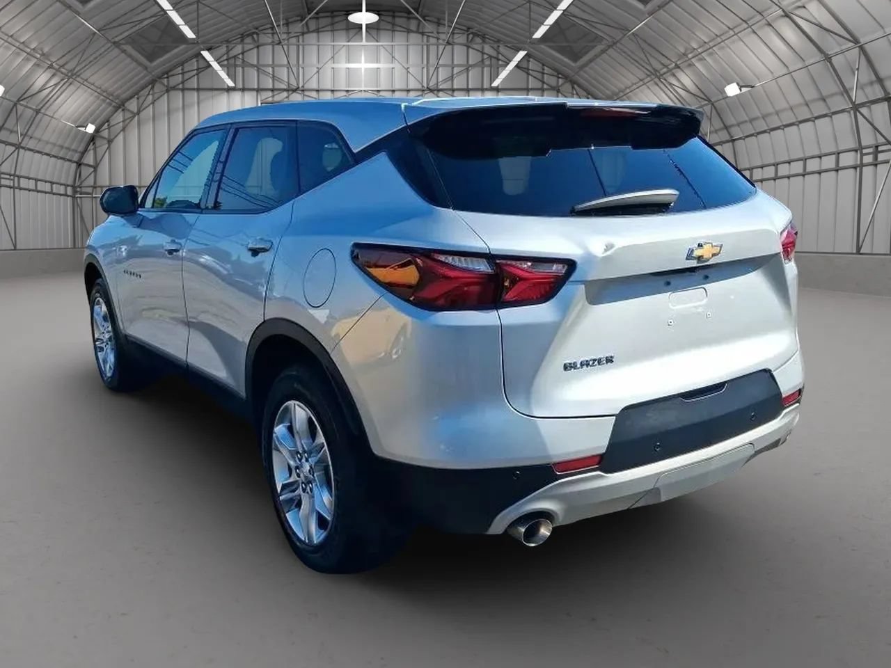 Used 2021 Chevrolet Blazer LT FWD image 3