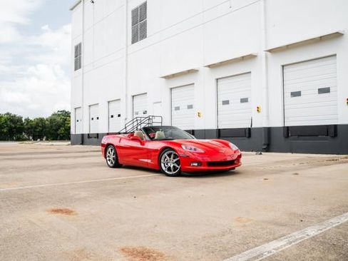 Used 2006 Chevrolet Corvette Convertible image 31