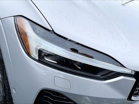 Certified 2023 Volvo XC60 B5 Plus w/ Protection Package Premier AWD/4WD image 31