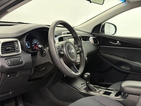 Used 2016 Kia Sorento LX AWD/4WD image 13