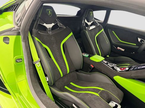 Used 2023 Lamborghini Huracan Tecnica image 31