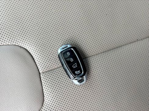 Used 2020 Hyundai Santa Fe Limited FWD image 36