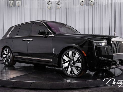 Used 2025 Rolls-Royce Cullinan image 22